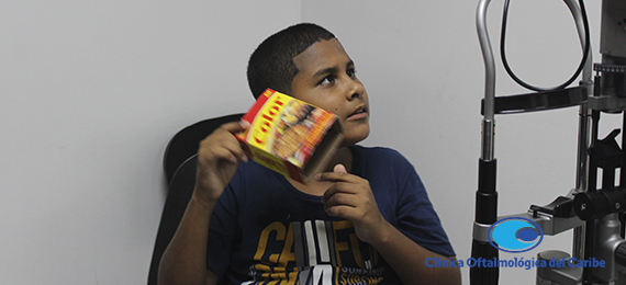 estebitan la estrella de china que llego a la clinica oftalmologica del caribe